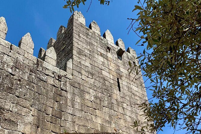 Braga/Guimarães: 1 Day with Lunch + farm and wine tasting - Key Points  