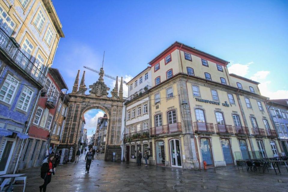 BRAGA: HD TOUR OF BRAGA MERCEDES V EXT LONG - Frequently Asked Questions