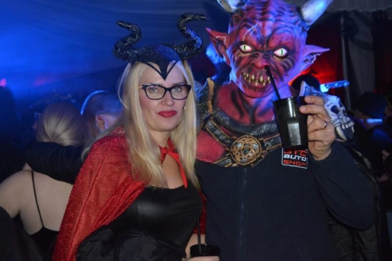 Bran Castle: City Break with Halloween Party, dinner, hotel - Analyzing the Value