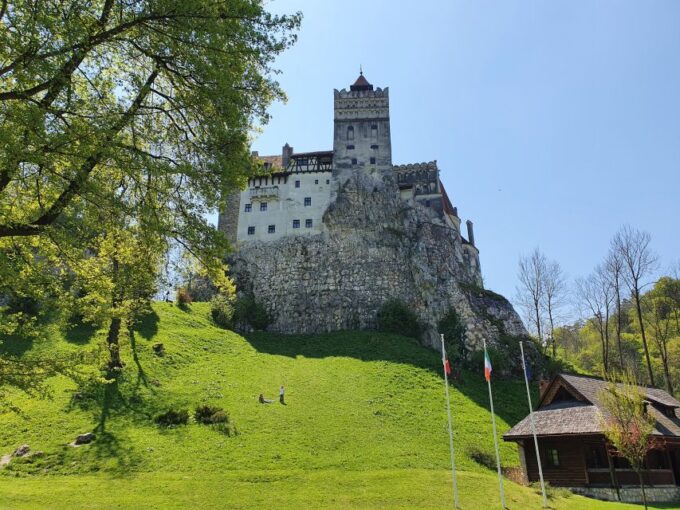 Bran Castle & Peles Castle - Premium Private Tour - Transportation Information