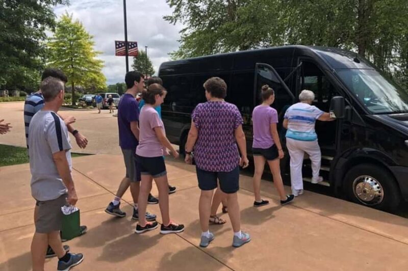 Branson: History and Scenic Beauty Sightseeing Tour - Transportation and Group Size