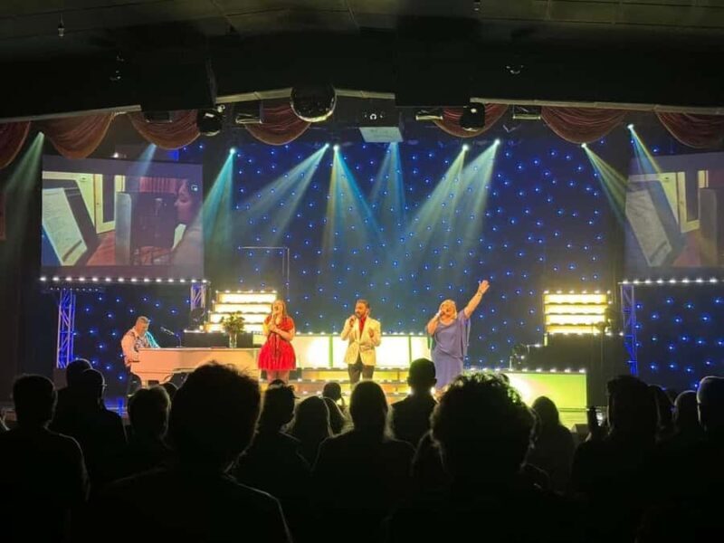 Branson: Southern Gospel Sundays at Americana Theatre - How Good Is the Value?