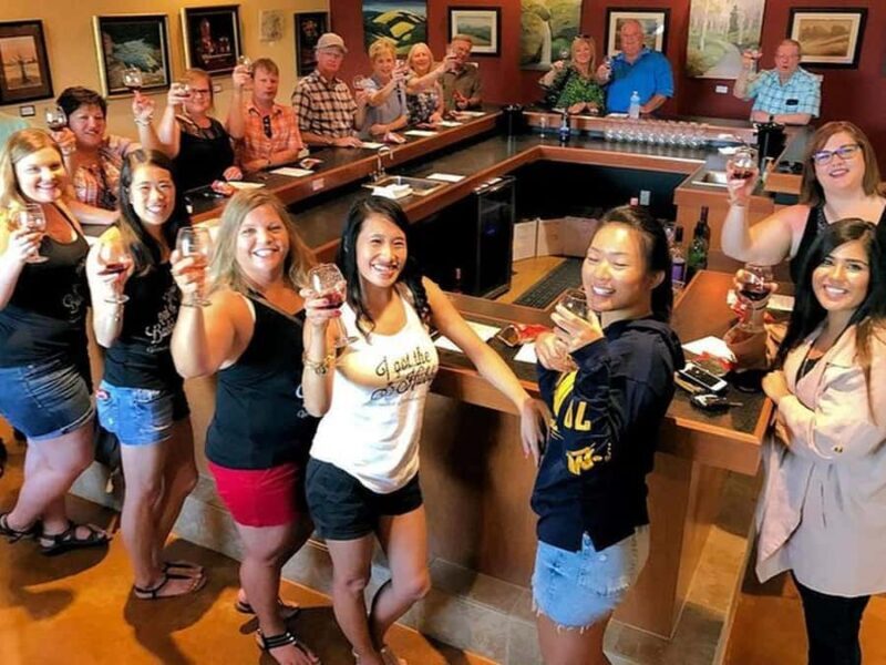 Branson: VIP Wine Tasting and Dinner Tour - The Sum Up