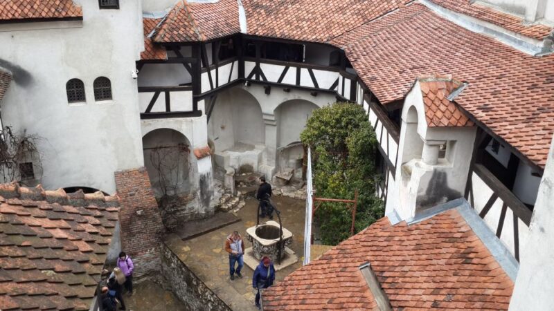 Brasov: Peles Castle, Bran Castle & Rasnov Fortress Day Tour - Itinerary Highlights