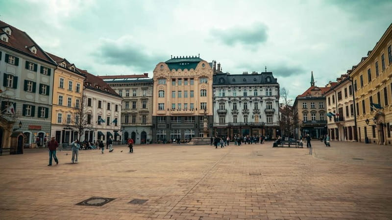 Bratislava and Budapest, two capitals in one day - Authenticity and Value