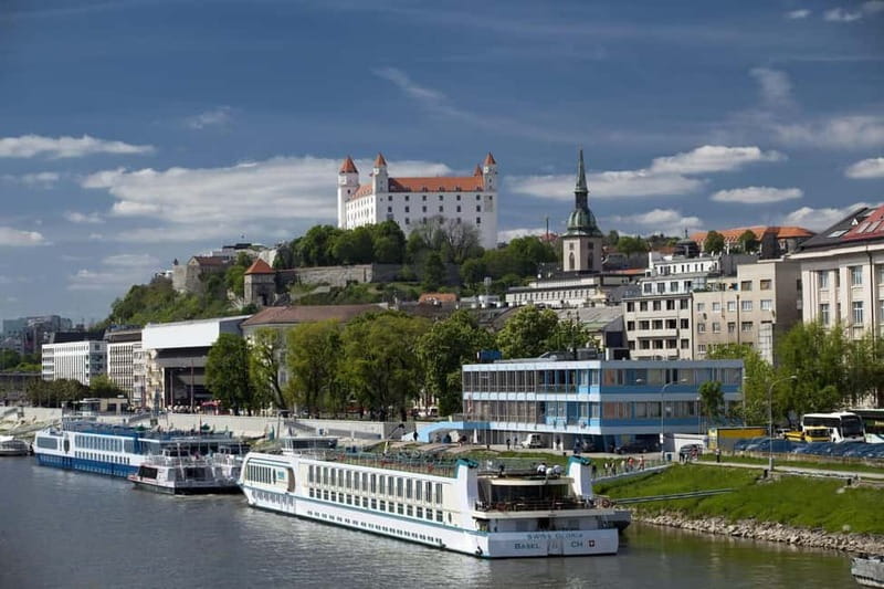 Bratislava: Grand City Guided Tour - The Practical Side