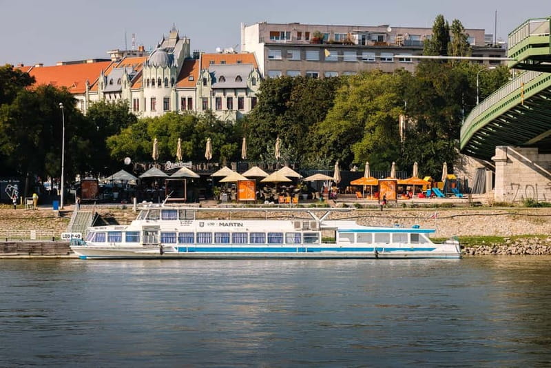 Bratislava: Panorama Cruise with Unlimited Prosecco - Practical Tips for Travelers