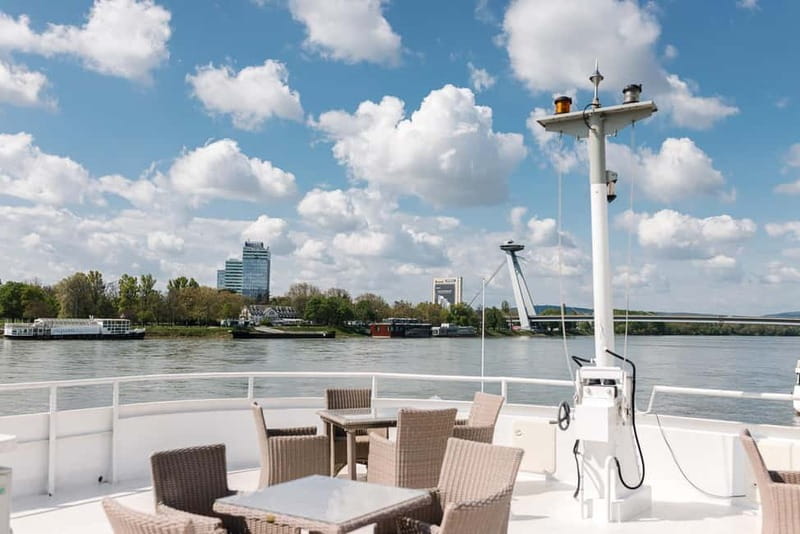 Bratislava: Panorama Cruise with Unlimited Prosecco - Who Will Love This Tour?