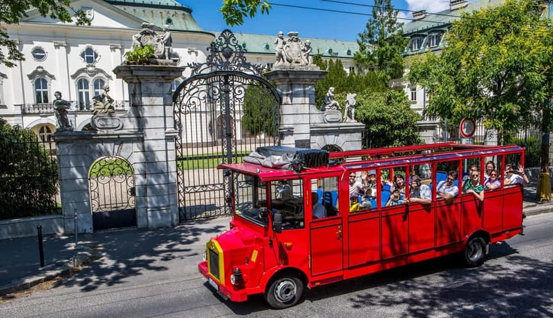 Bratislava: Sightseeing Bus Tour - What Travelers Love Most