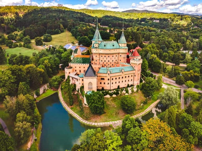 Bratislava: Slovakia Castles, Wine, Legends & Mountains Tour - A Closer Look at the Slovakia Castles, Wine, Legends & Mountains Tour