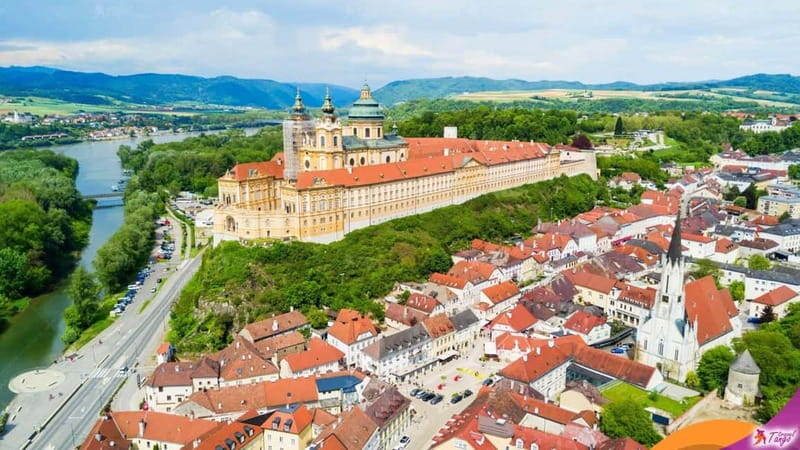 Bratislava/Vienna: Hallstatt, Salzburg, & Alpine Music Tour - Exploring Austrias Charm in a Day: The Hallstatt, Salzburg & Alpine Music Tour