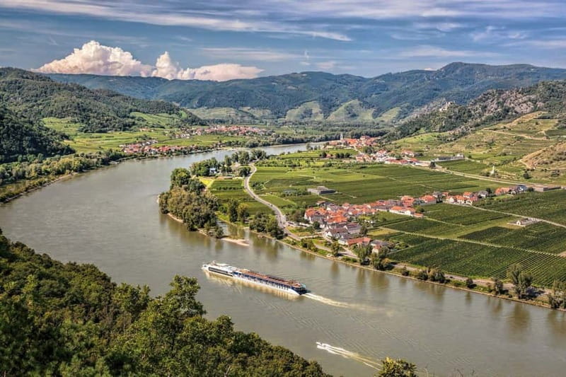 Bratislava/Vienna: Hallstatt, Salzburg & Melk Abbey Day Trip - Practical Tips for Travelers