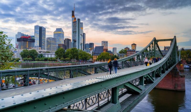 Breathtaking Pearls of Frankfurt – Walking Tour - Meeting Point
