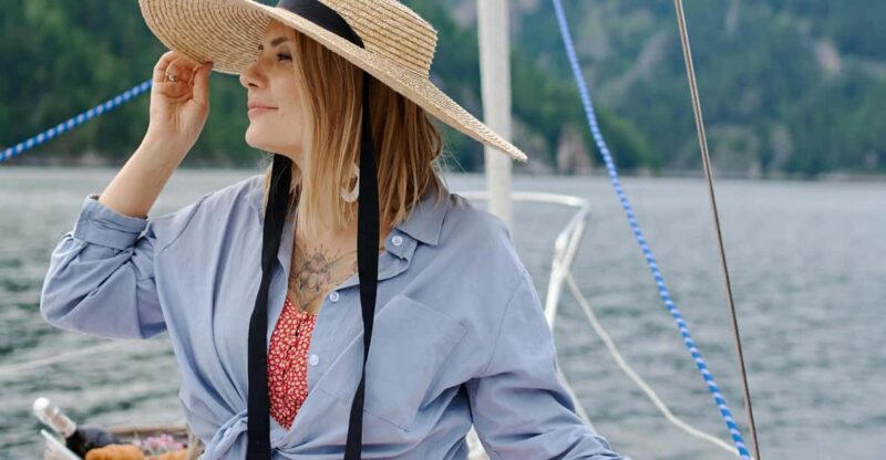 Bregenz: Motorboat & Picknick Tour - Youll Love - Reservation
