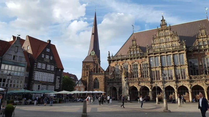 Bremen's old town: highlights of the historic city center - A Deep Dive into Bremen’s Old Town Tour