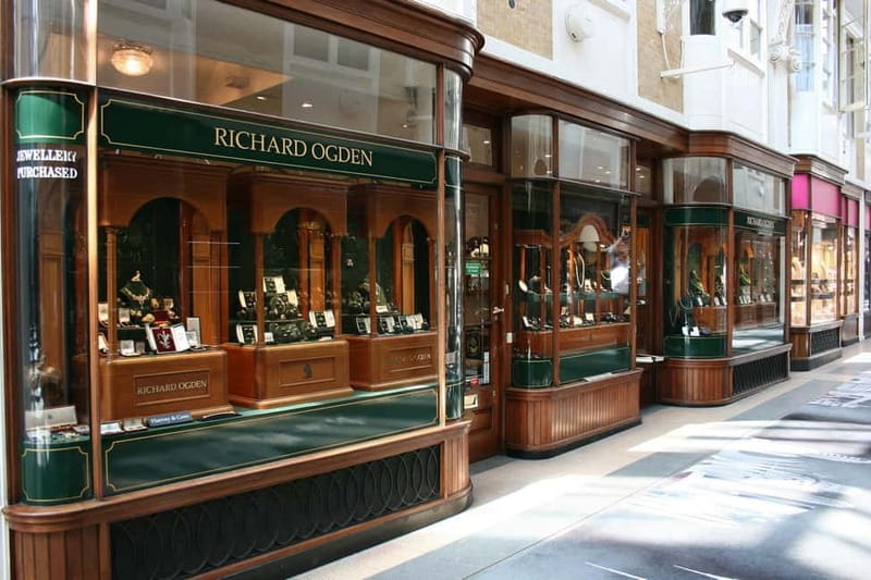 Bridgerton Tour in London - Practical Details and Value