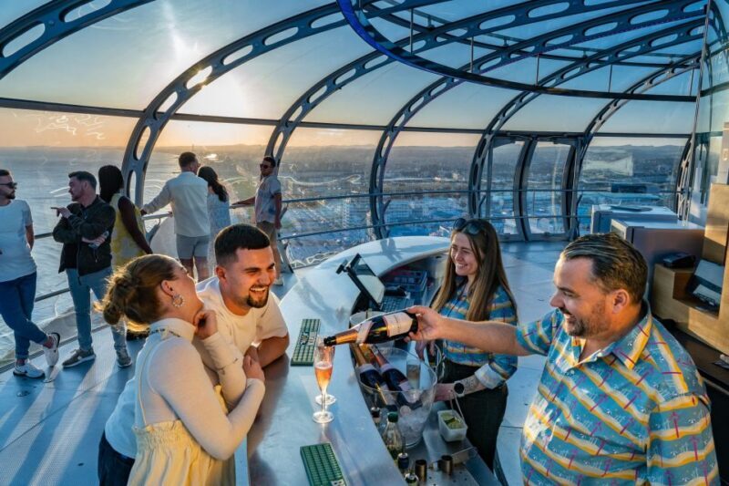 Brighton: Sky Bar i360 Entry Ticket with One Drink - Who Will Love This Experience?