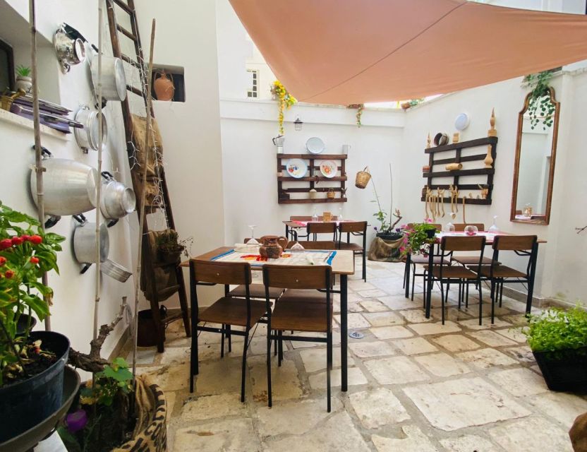 Brindisi: Super Apulian Dinner at the Greengrocers - Key Points