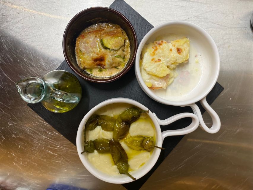 Brindisi: Super Apulian Dinner at the Greengrocers - Family-Friendly Options