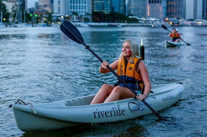 Brisbane City Twilight Kayak - An In-Depth Look at the Brisbane City Twilight Kayak Tour