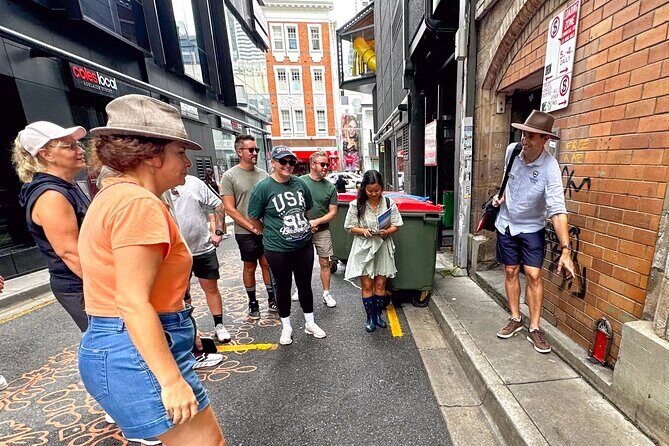 Brisbane City Walking Tour: local guide, small group, 100 mins - Key Points