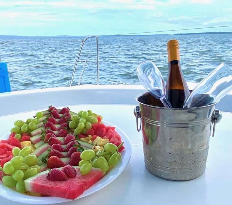 Brisbane: Half-Day Moreton Bay Sailing Cruise with Antipasto - Value for Money