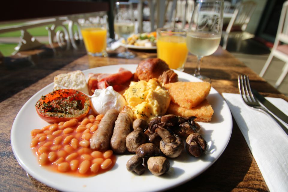 Brisbane: Hot Air Balloon Flight With Vineyard Breakfast - Inclusions in the Experience
