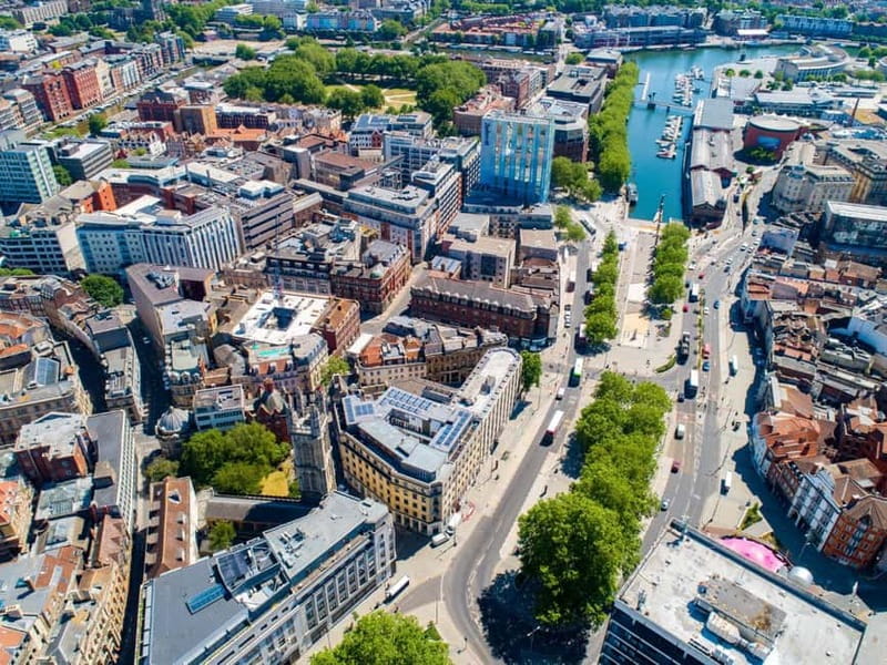 Bristol: Express Walk with a Local - A Practical Introduction to the Tour