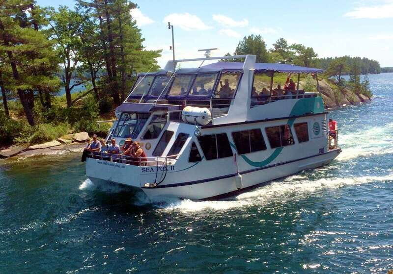 Brockville: 1000 Islands Cruise - Navigating Narrow Passages for Unique Views