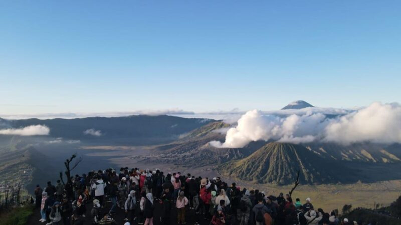 Bromo - Tumpaksewu Waterfall - Ijen From Jogjakarta 4D-3N - Daily Activities