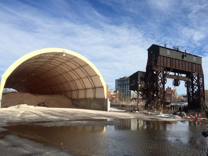 Brooklyn: 2-Hour Brooklyn Navy Yard Walking Tour - Keeping the City Running