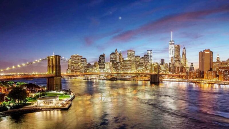 Brooklyn: Movie Locations Guided Tour with Entry Ticket Travel Buddies