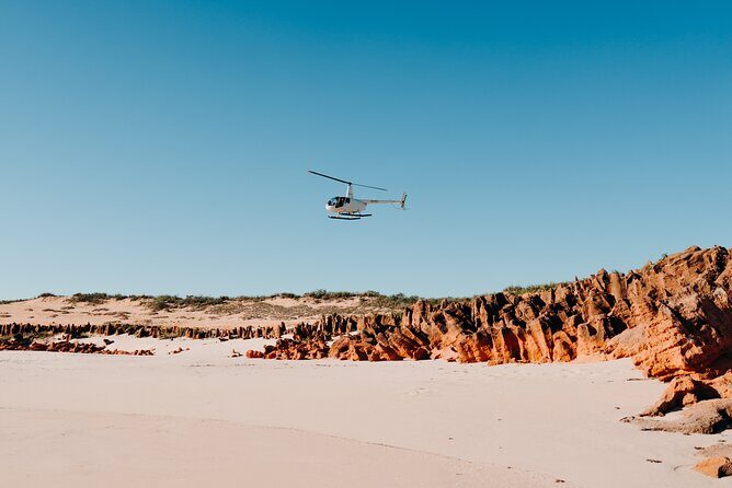 Broome: Romantic 45-Min Private Helicopter Flight & Beach Picnic - Over Willie Creek and the Pearl Farm