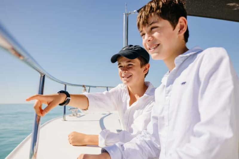 Broome: Snubfin Dolphin Cruises - What Makes This Tour Stand Out?