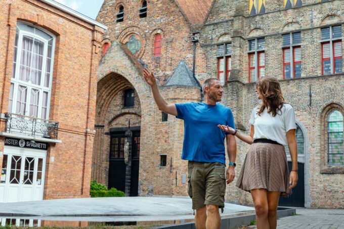 Bruges: 1.5-Hour Private Kick-Start Tour With a Local - How to Book Your Tour