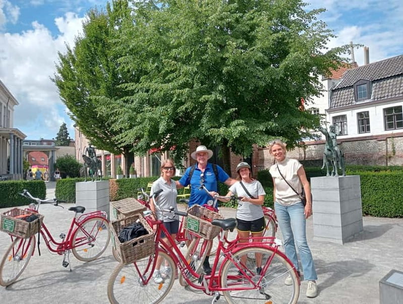 Bruges: Guided Retro Bike Tour of Highlights and Hidden Gems - A Closer Look at the Bruges Retro Bike Tour  