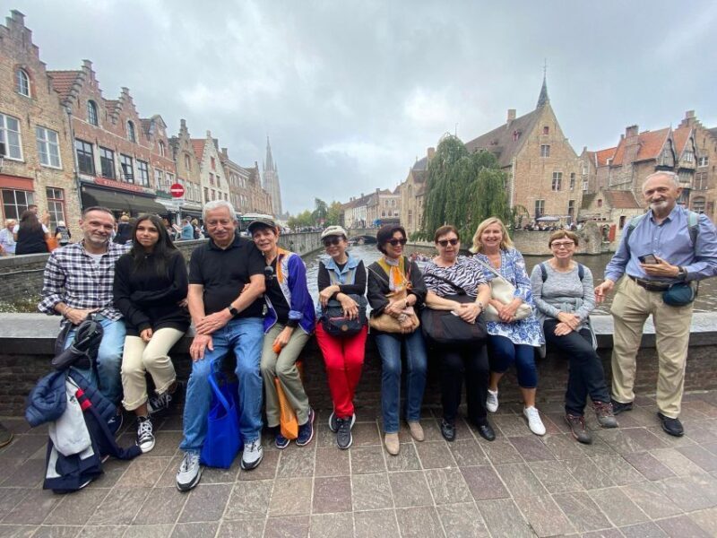 Bruges Guided Walking Tour: Stories, Mysteries and People - Key Points