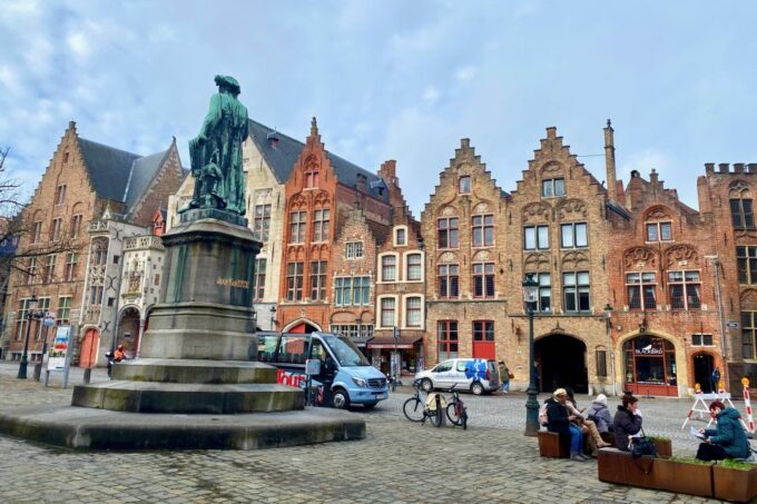 Bruges Highlights, Boat, Beer, Chocolate Day Trip From Paris - River Boat Ride