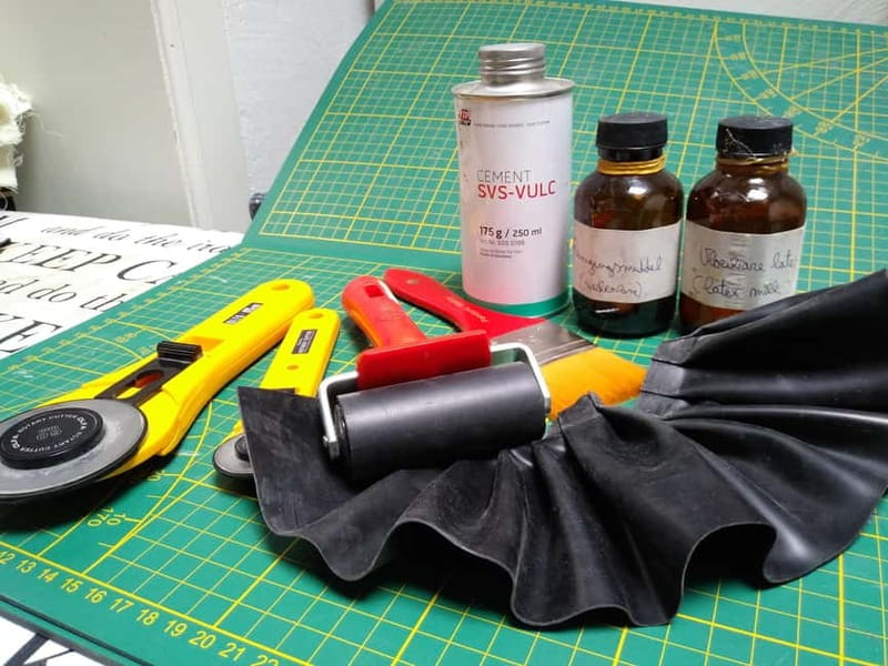 Bruges: Latex Clothing Workshop - What to Expect from the Latex Clothing Workshop in Bruges