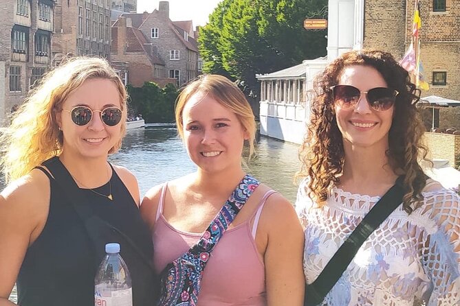 Bruges Private Chocolate Tour With Local Guide - Exploring Bruges History