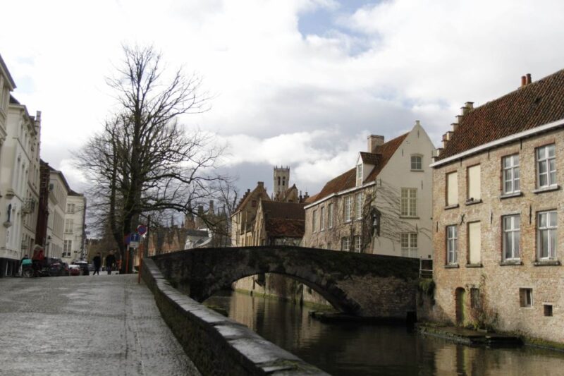 Bruges: Private Interactive Trivia City Tour - Experience Highlights