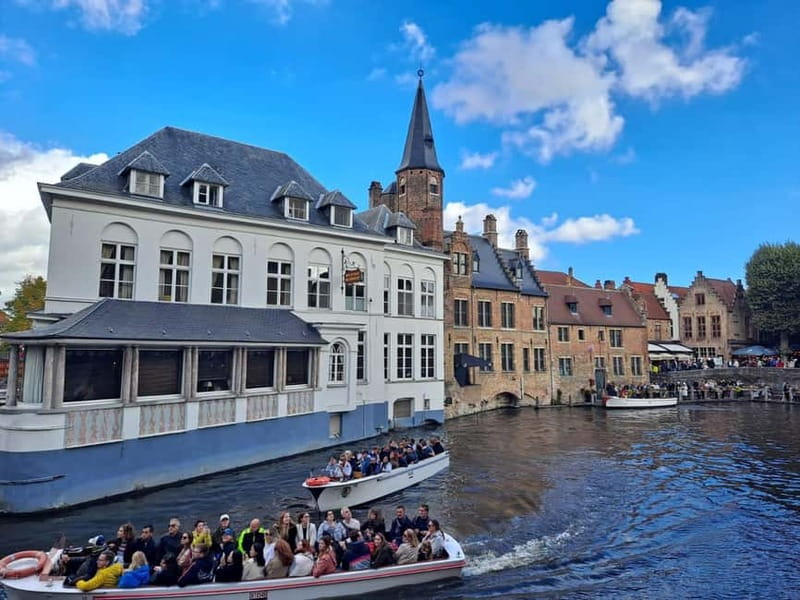 Bruges: Private Walking Tour with Canal Cruise - Discovering Bruges: A Private Walking Tour with Canal Cruise