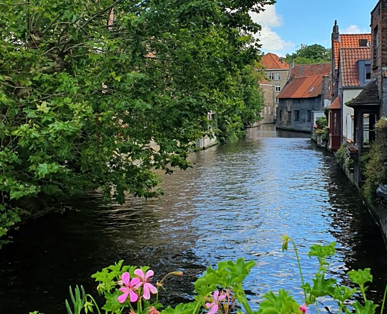 Bruges: Small Group Boat Cruise and Guided Walking Tour - Frequently Asked Questions