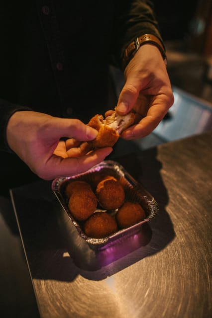 Bruges: Traditional Food Group Walking Tour - Who Should Consider This Food Tour?