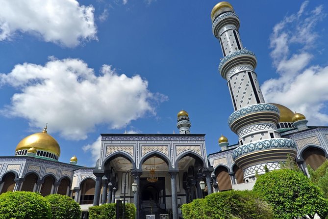 Brunei Half Day City Tour With Royal Regalia, Istana Nurul Iman & Kampung Ayer - Inclusions and Logistics