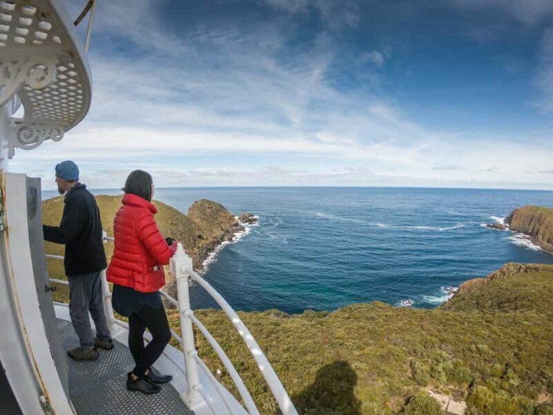Bruny Island: Cape Bruny Lighthouse Tour - The Guide and the Stories They Share