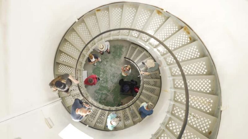 Bruny Island: Cape Bruny Lighthouse Tour - Photo Opportunities and Wildlife Watching