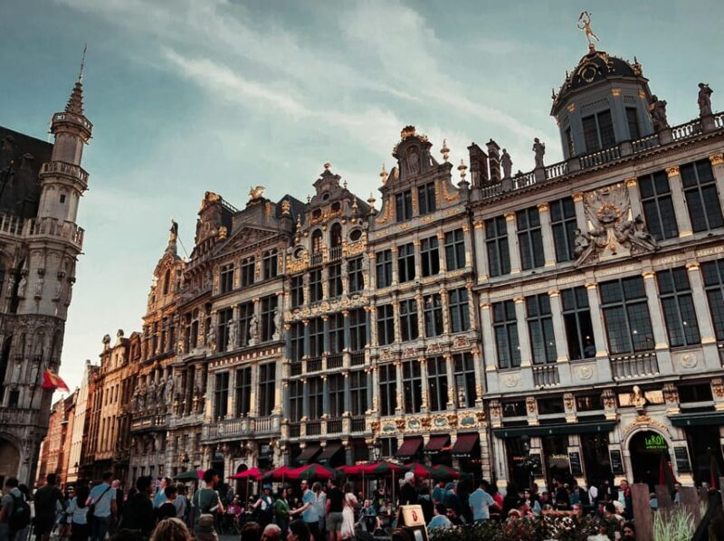 Brussels: 2-Hour Walking Tour of the Historic Center with a Local Guide - Key Points
