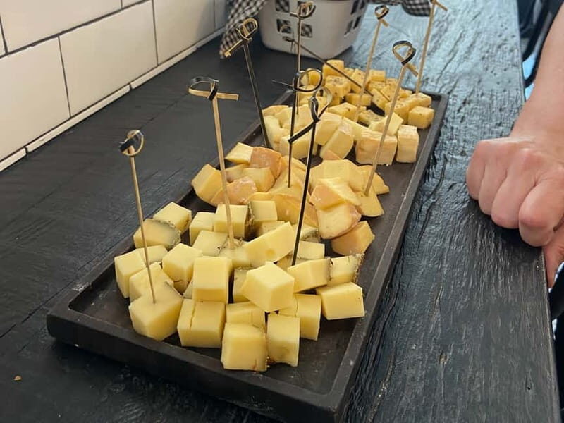 Brussels: City Center Guided Food Tour with Tastings - Key Points