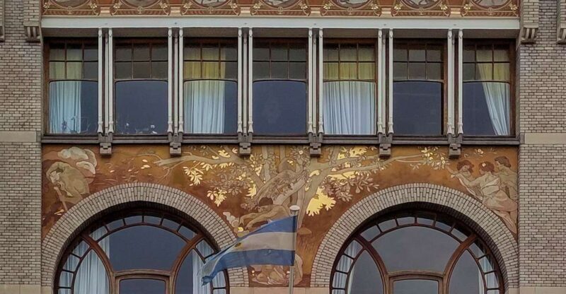 Brussels: Fall and Rise of Art-Nouveau Guided Tour - Art-Nouveau Highlights